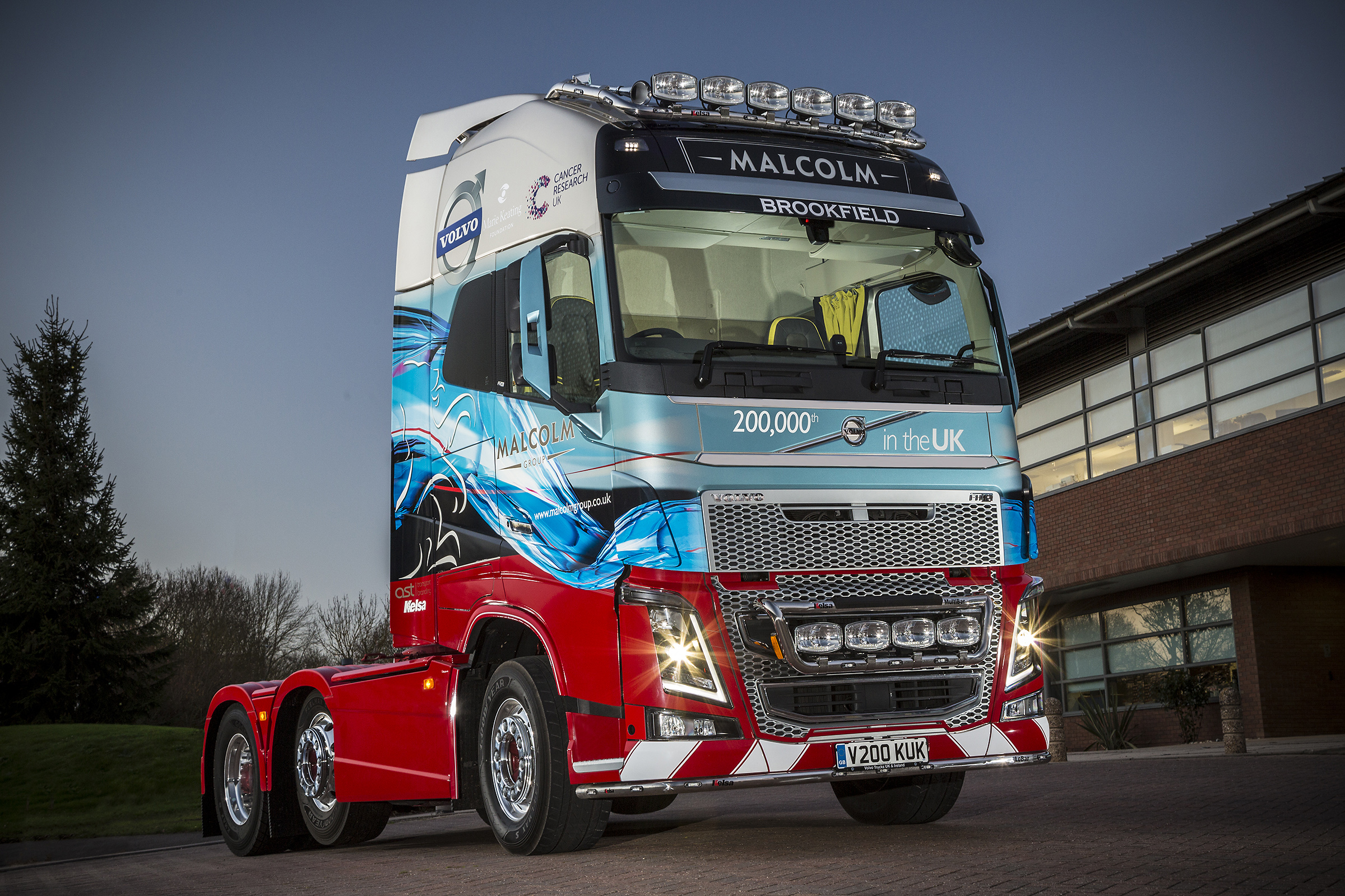 Volvo Trucks świętuje 200 tys. ciężarówek sprzedanych w UK