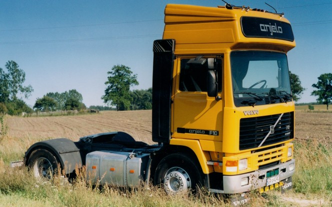 volvo_f10_1988_eurotrotter_remont_2