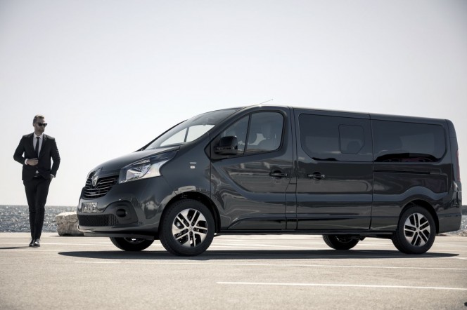 Renault-Trafic-SpaceClass-2017_2